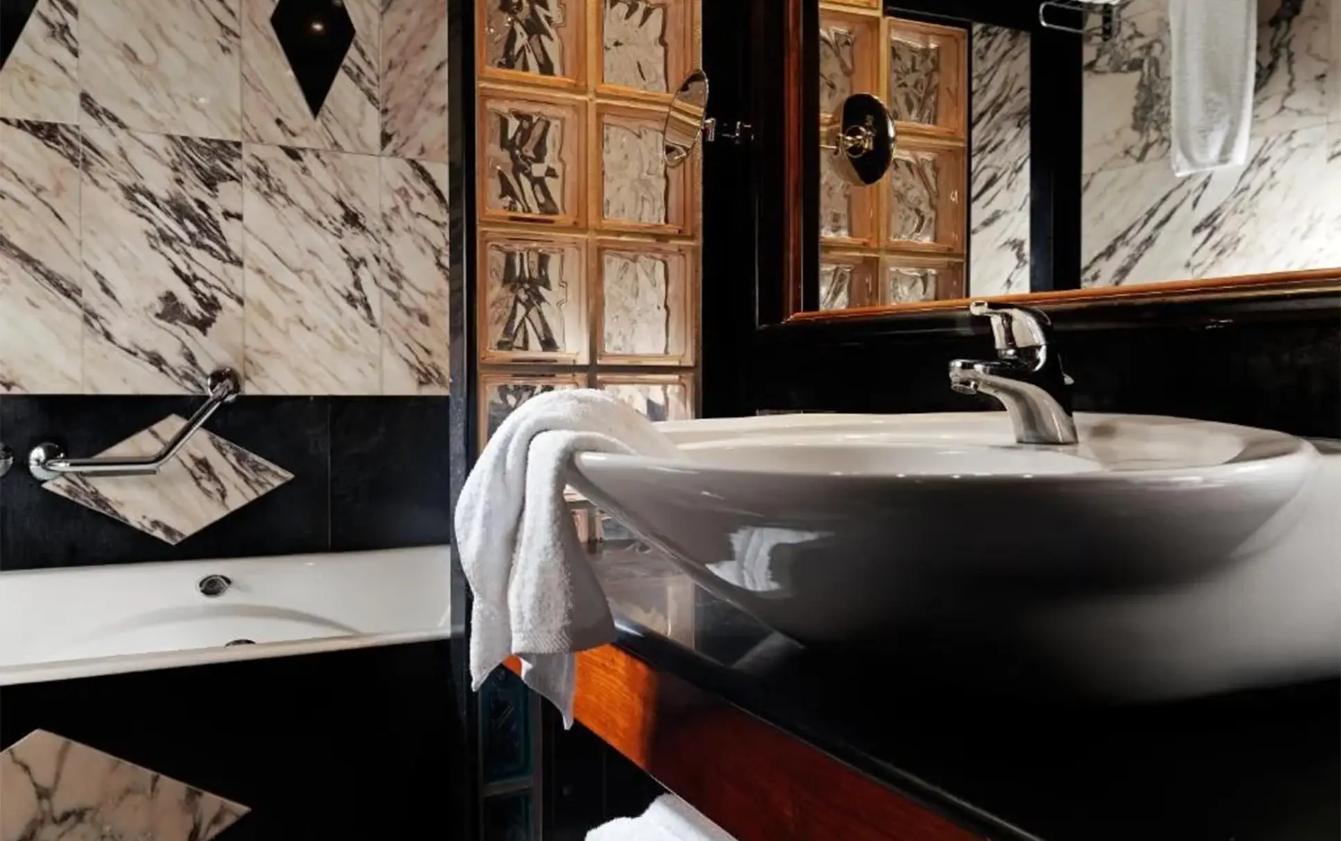 yafeh-club-chambre-wyndham-loutraki (72)